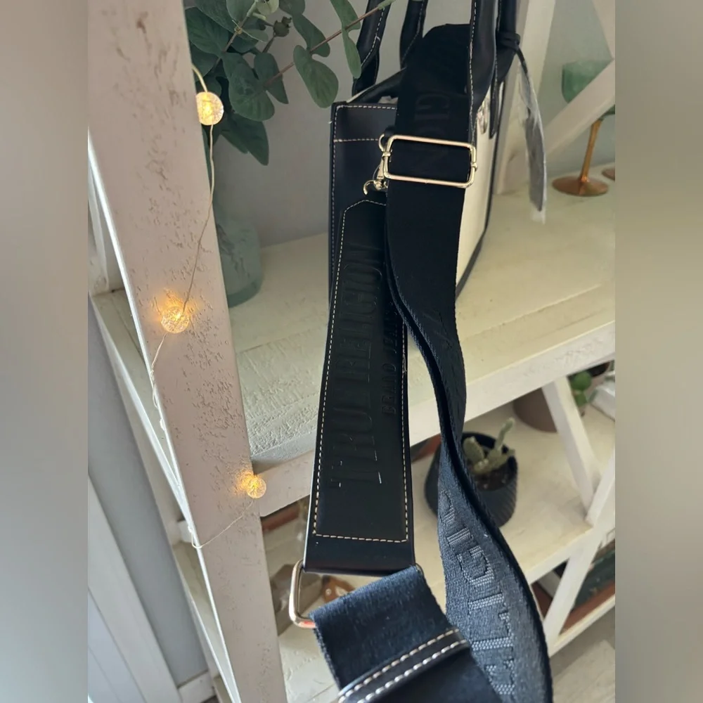 True Religion Black and Cream Women's Branded Guitar Strap Bag - Picture 8 of 8